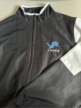 NFL Detroit Lions Women’s Black and White Track Jacket, Size Large